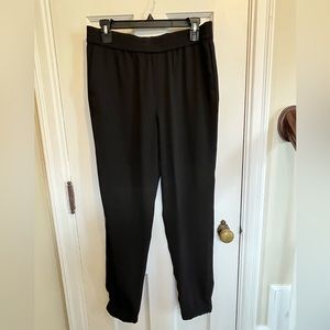 Banana Republic Drapey Pant / Jogger size 8